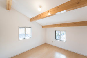 漆喰・漆喰DIY・明るい部屋・ココを塗るのは難しい？大丈夫です！コツをお教えします！！
